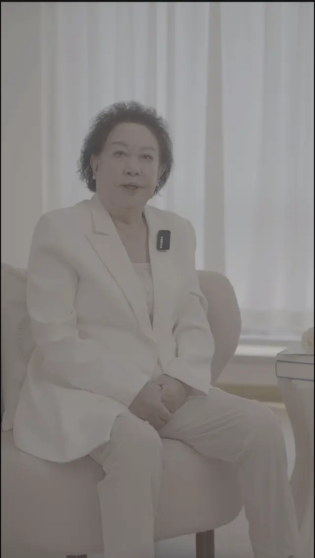 A 机位 · 正面讲述
